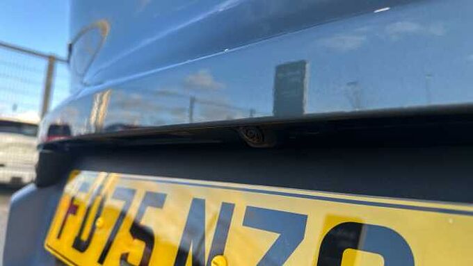 Volvo XC40 Ultra, B4 Mild hybrid, Petrol, Bright ( Apple CarPlay )