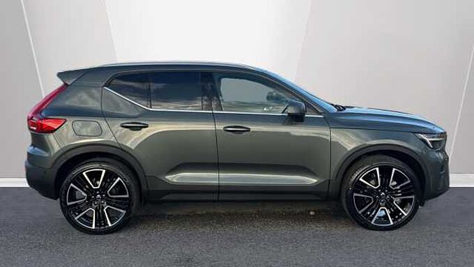 Volvo XC40 Ultra, B4 Mild hybrid, Petrol, Bright ( Apple CarPlay )