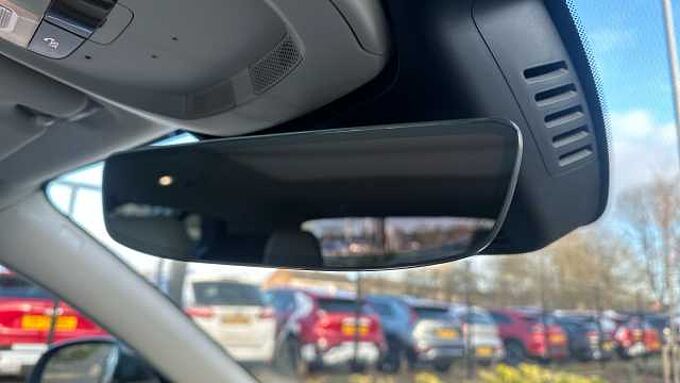 Volvo XC40 Ultra, B4 Mild hybrid, Petrol, Bright ( Apple CarPlay )