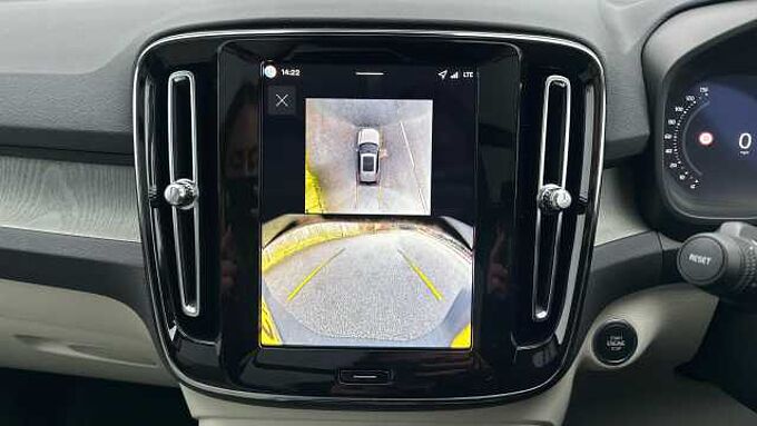 Volvo XC40 Ultra, B4 Mild hybrid, Petrol, Bright ( Blond Leather )