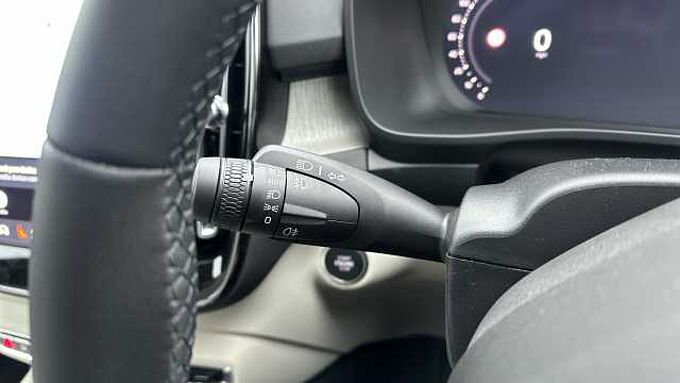 Volvo XC40 Ultra, B4 Mild hybrid, Petrol, Bright ( Blond Leather )