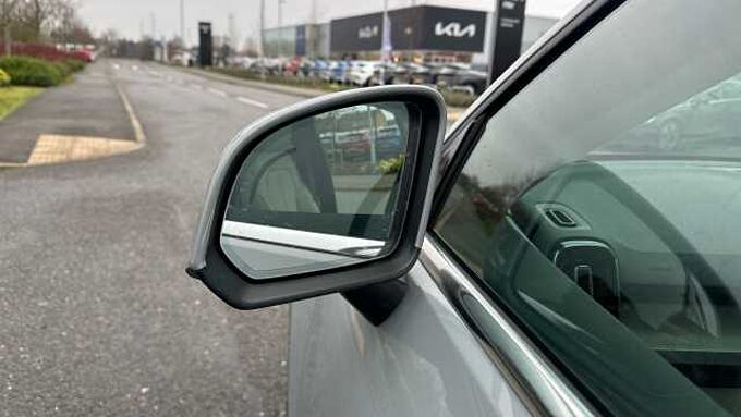 Volvo XC40 Ultra, B4 Mild hybrid, Petrol, Bright ( Blond Leather )