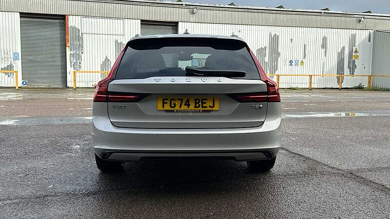 Volvo V90 Ultra, T8 AWD Plug-in hybrid, Electric/Petrol, Dark ( Sunroof, BLIS )