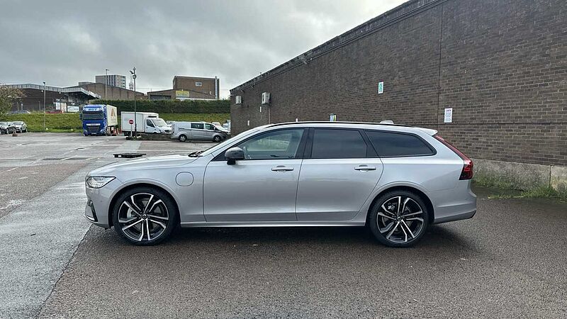 Volvo V90 Ultra, T8 AWD Plug-in hybrid, Electric/Petrol, Dark ( Sunroof, BLIS )