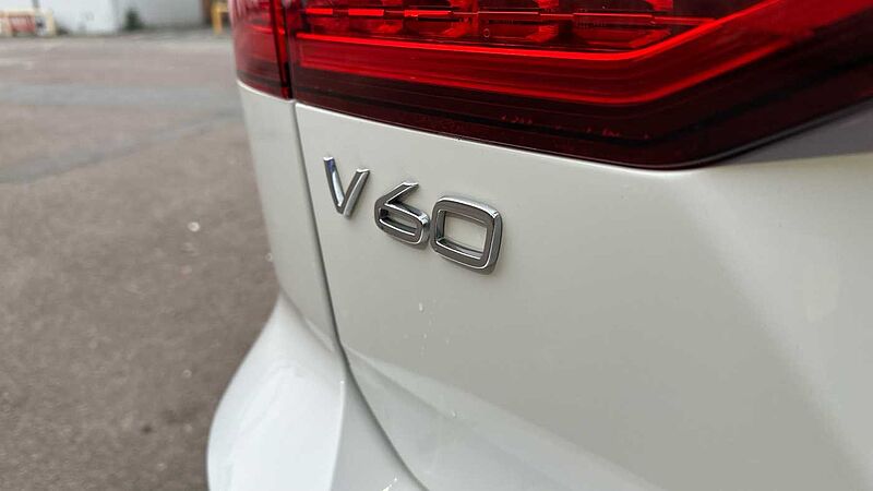 Volvo V60 Cross Country Country, B5 AWD mild hybrid ( Heated Seats )