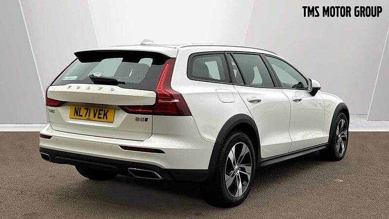 Volvo V60 Cross Country Country, B5 AWD mild hybrid ( Heated Seats )