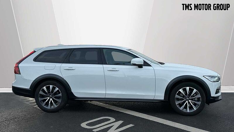 Volvo V90 Cross Country Country, B5 AWD mild hybrid ( Rear Camera )