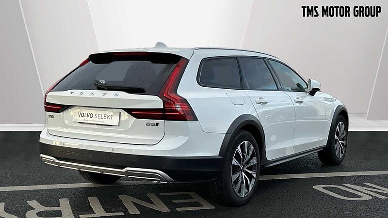 Volvo V90 Cross Country Country, B5 AWD mild hybrid ( Rear Camera )