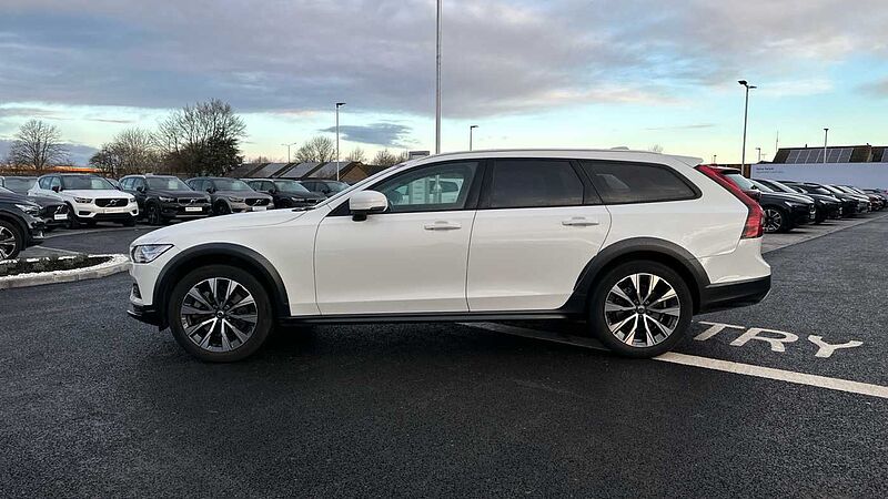 Volvo V90 Cross Country Country, B5 AWD mild hybrid ( Rear Camera )