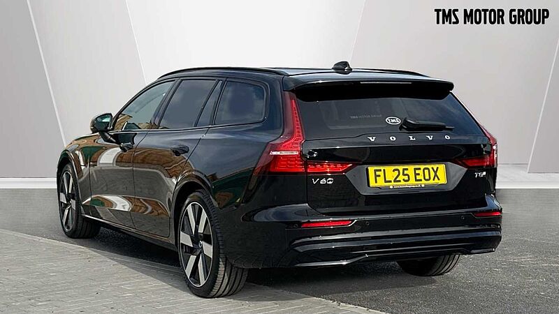 Volvo V60 Ultra, T8 AWD Plug-in hybrid, Electric/Petrol, Dark ( Harman Kardon )