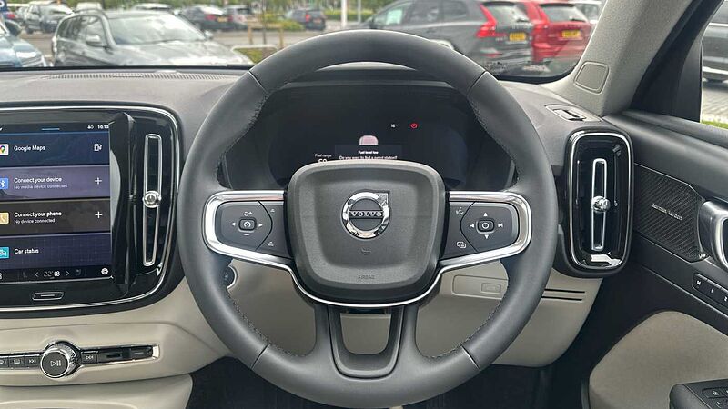 Volvo XC40 Ultra, B4 Mild hybrid, Petrol, Dark