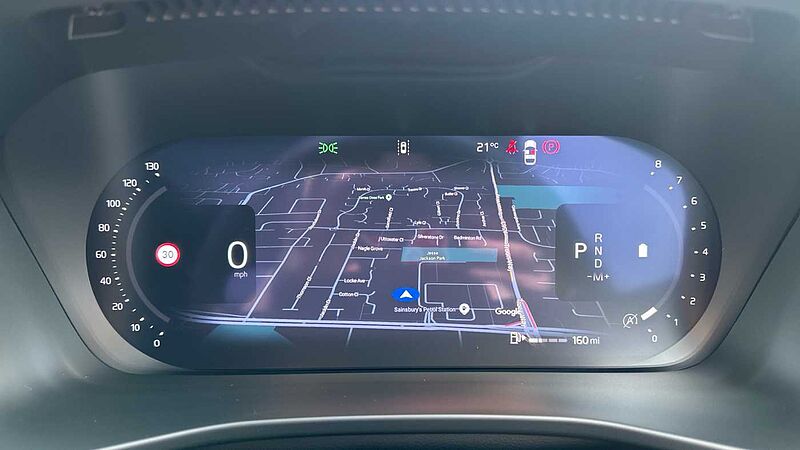 Volvo XC40 Ultra, B4 Mild hybrid, Petrol, Dark ( Apple CarPlay , 360* Camera )