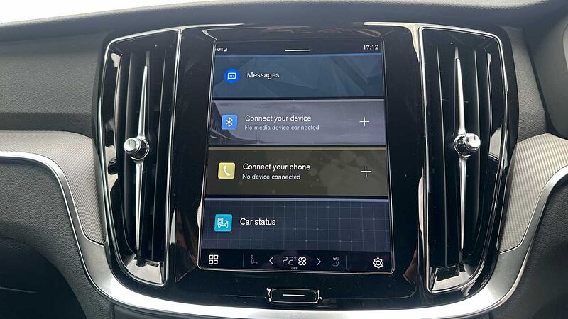 Volvo S60 Plus, B5 mild hybrid, Petrol, Dark (Rear Camera , Apple CarPlay)