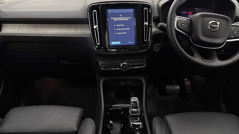 Volvo XC40 Ultra, B4 Mild hybrid, Petrol, Dark (Full Leather Upholstery)