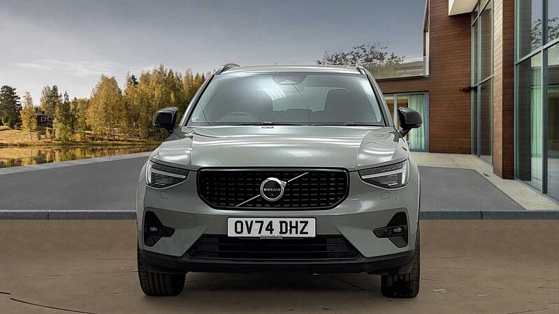 Volvo XC40 Ultra, B4 Mild hybrid, Petrol, Dark (Full Leather Upholstery)