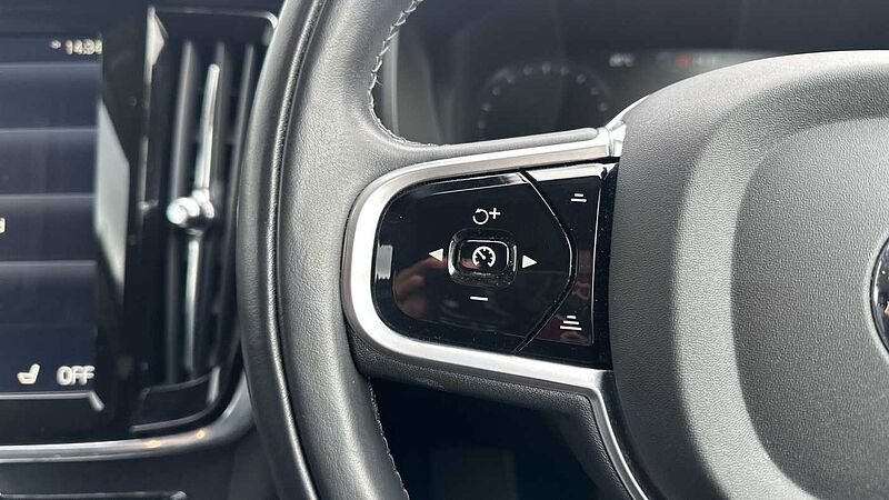 Volvo V90 Cross Country D5 PowerPulse AWD Automatic ( Pro With Seat Pack )