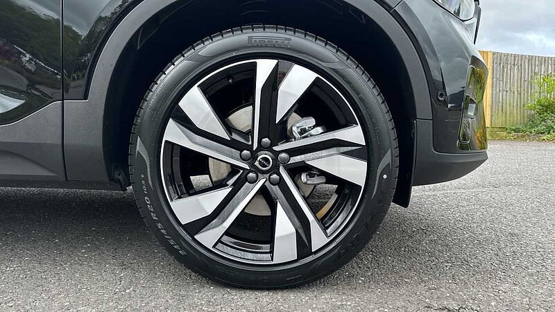 Volvo XC40 Ultra, B4 Mild hybrid, Petrol, Dark ( Blond Leather )