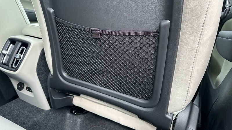 Volvo XC40 Ultra, B4 Mild hybrid, Petrol, Dark ( Blond Leather )