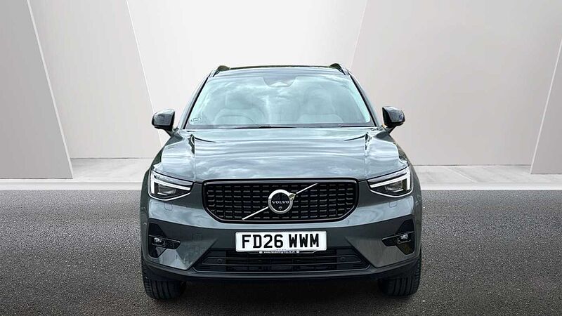 Volvo XC40 Ultra, B4 Mild hybrid, Petrol, Dark ( Blond Leather )