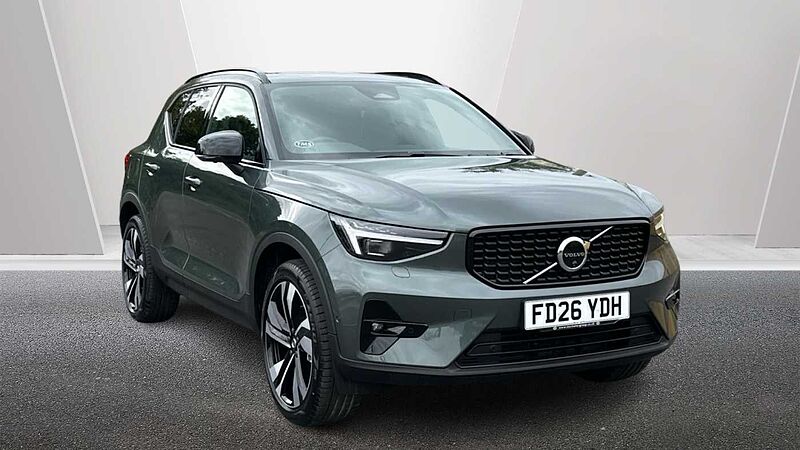 Volvo XC40 Ultra, B4 Mild hybrid, Petrol, Dark ( Forest Lake )