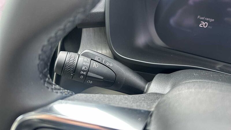 Volvo XC40 Ultra, B4 Mild hybrid, Petrol, Bright ( &pound;47,000 New )
