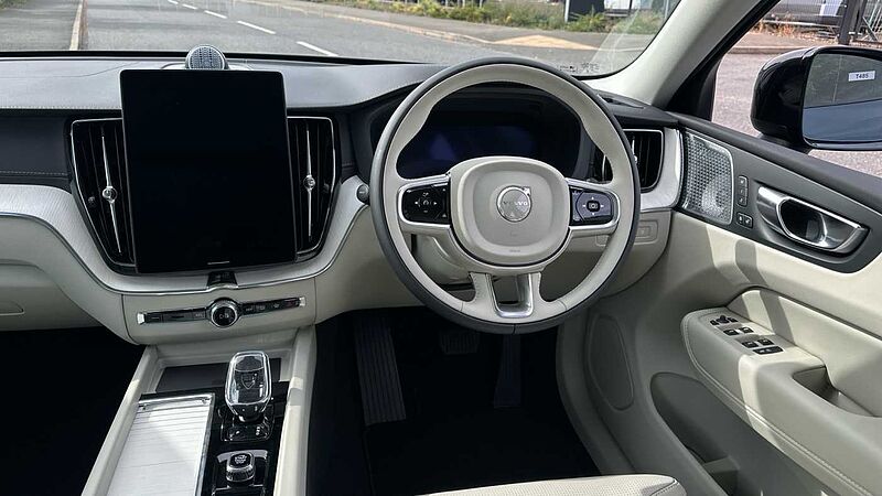 Volvo XC60 Ultra, T8 AWD Plug-in hybrid, Electric/Petrol, Dark ( 22' / Blond )