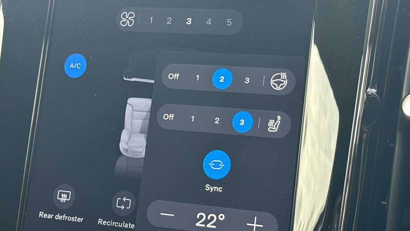 Volvo V60 Plus, T6 AWD Plug-in hybrid, Electric/Petrol, Dark