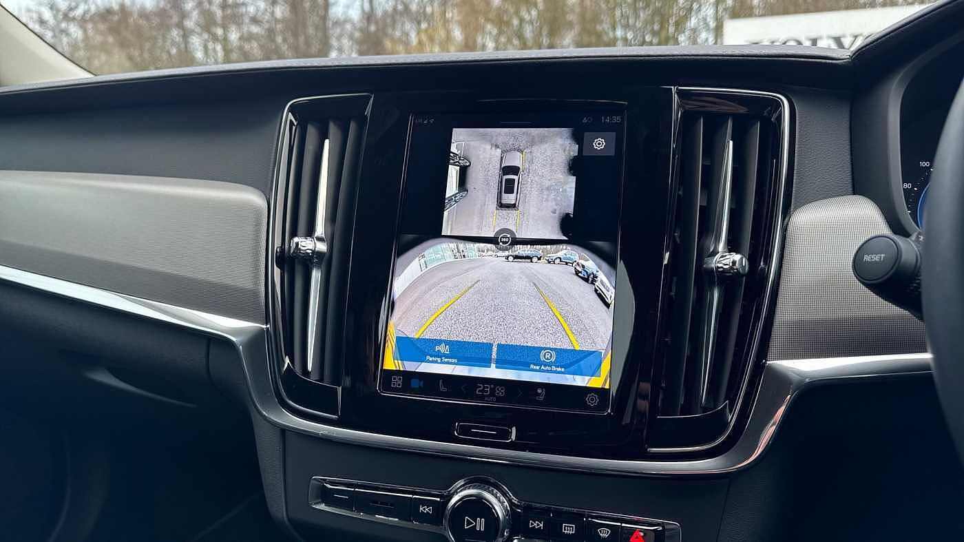 Volvo V90 Plus, T6 AWD Plug-in hybrid, Electric/Petrol, Dark