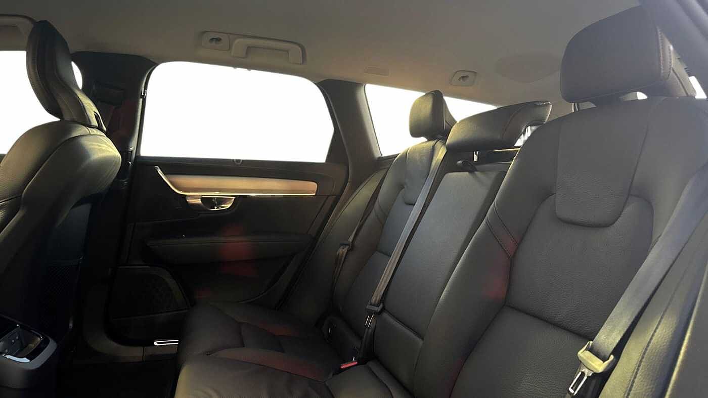 Volvo V90 Plus, T6 AWD Plug-in hybrid, Electric/Petrol, Dark