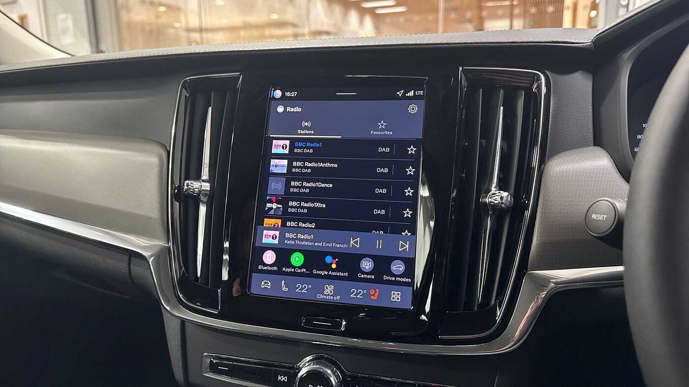 Volvo V90 Plus, T6 AWD Plug-in hybrid, Electric/Petrol, Dark