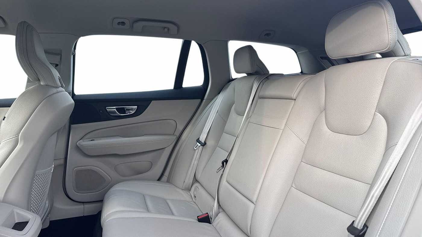 Volvo V60 Cross Country Country, B5 AWD mild hybrid