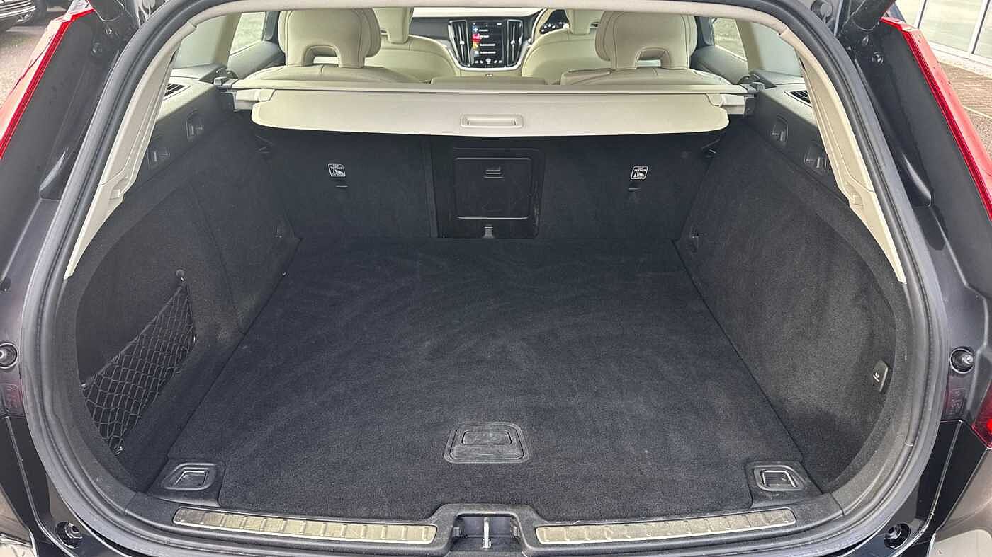 Volvo V60 Cross Country Country, B5 AWD mild hybrid