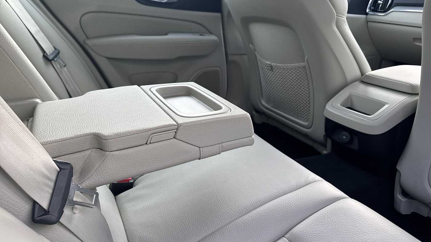 Volvo V60 Cross Country Country, B5 AWD mild hybrid