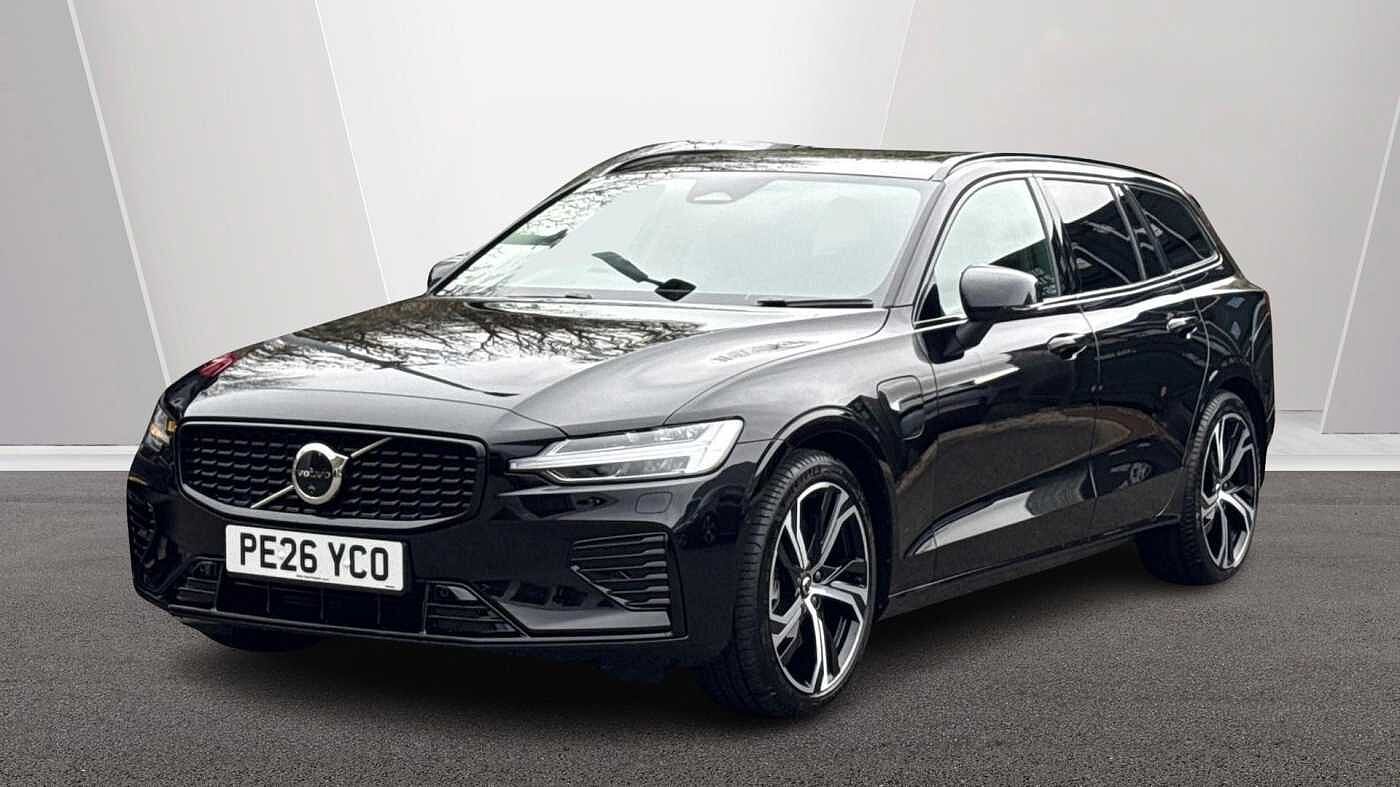 Volvo V60 Ultra, T8 AWD Plug-in hybrid, Electric/Petrol, Dark