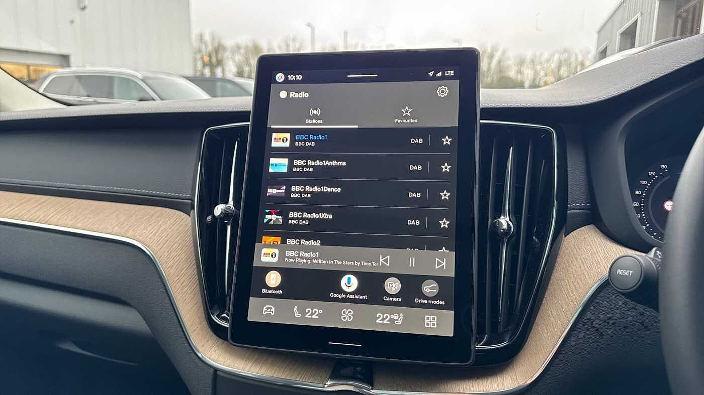 Volvo XC60 Ultra, T8 AWD Plug-in hybrid, Electric/Petrol, Dark