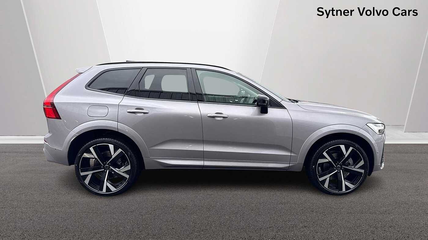 Volvo XC60 Ultra, T8 AWD Plug-in hybrid, Electric/Petrol, Dark