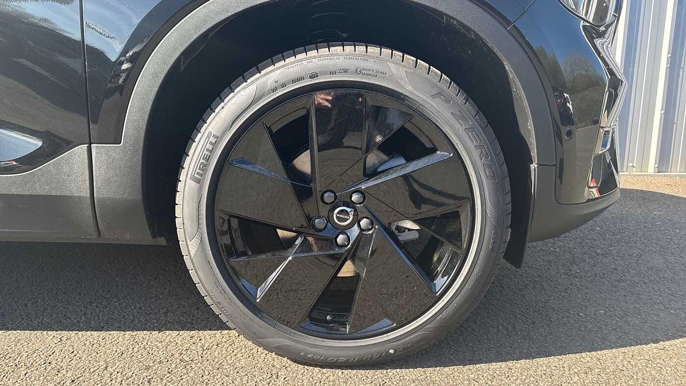 Volvo XC40 Black Edition Ultra, B3 Mild hybrid, Petrol