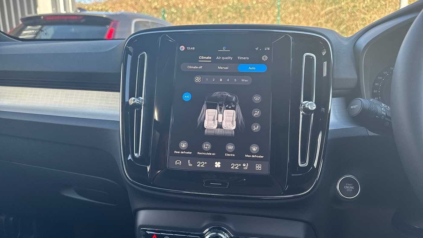 Volvo XC40 Black Edition Ultra, B3 Mild hybrid, Petrol
