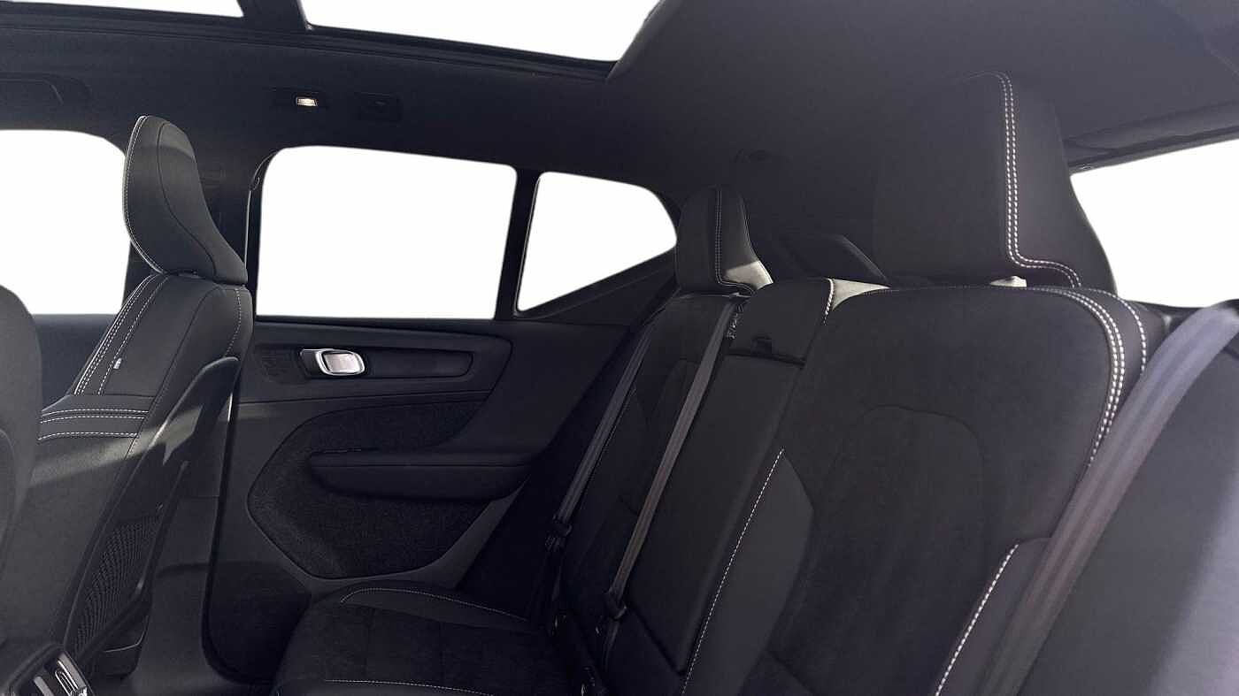 Volvo XC40 Black Edition Ultra, B4 Mild hybrid, Petrol