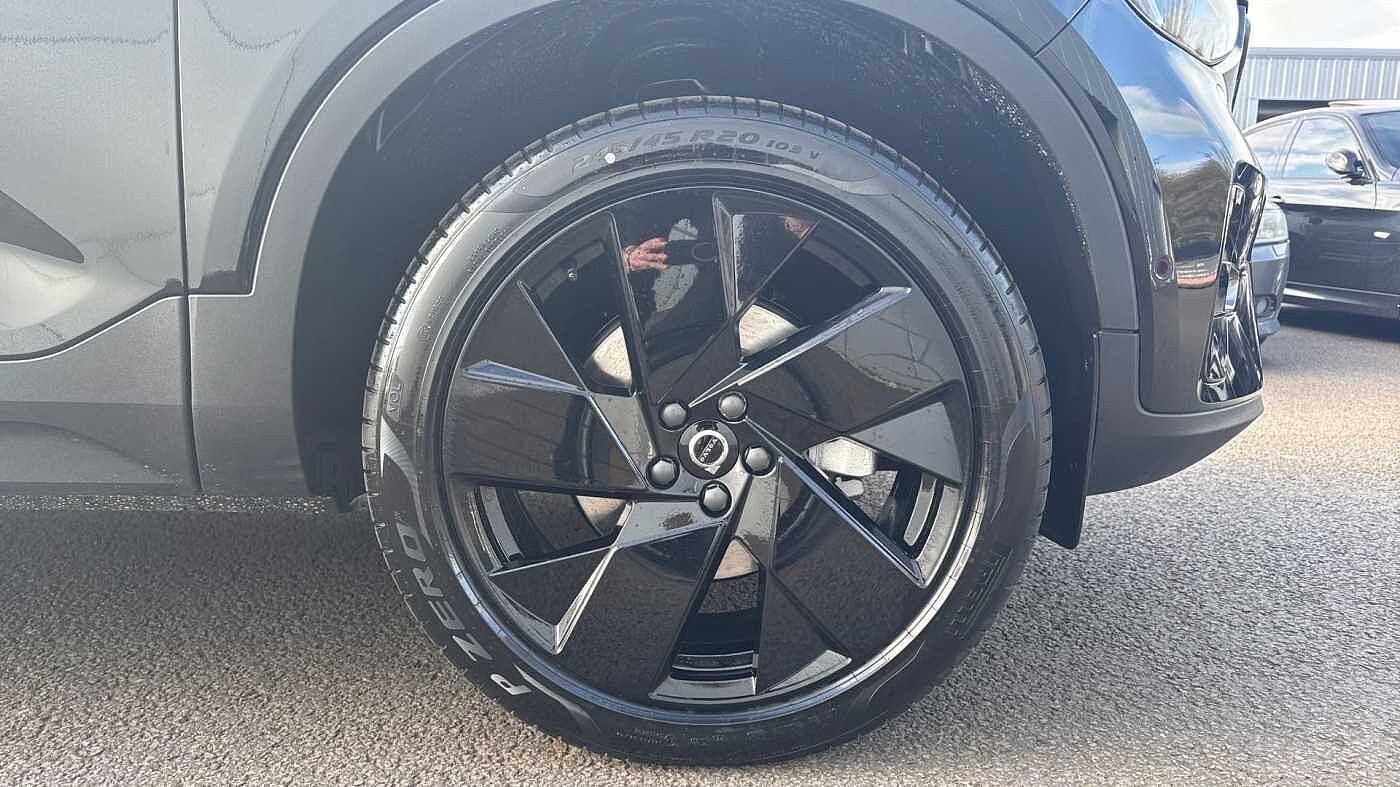 Volvo XC40 Black Edition Ultra, B4 Mild hybrid, Petrol