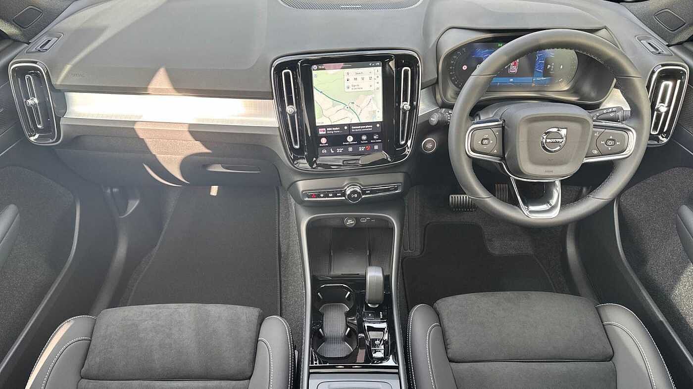 Volvo XC40 Black Edition Ultra, B4 Mild hybrid, Petrol