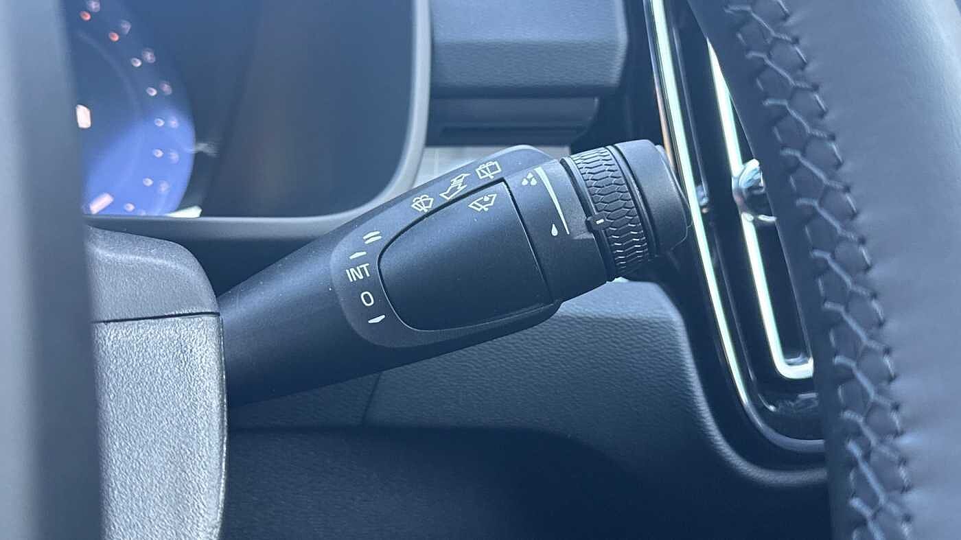 Volvo XC40 Black Edition Ultra, B4 Mild hybrid, Petrol