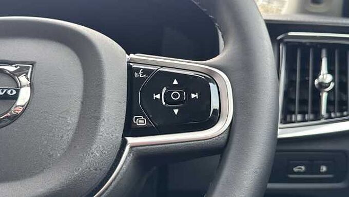 Volvo V90 Plus, T6 AWD Plug-in hybrid, Electric/Petrol, Dark