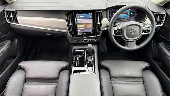 Volvo V90 Plus, T6 AWD Plug-in hybrid, Electric/Petrol, Dark
