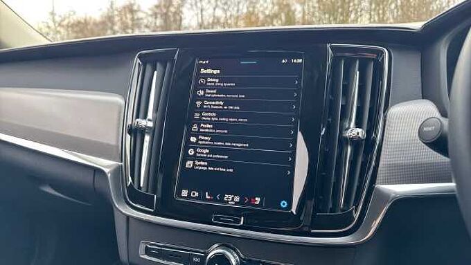 Volvo V90 Plus, T6 AWD Plug-in hybrid, Electric/Petrol, Dark