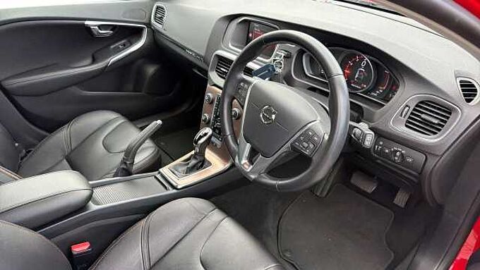 Volvo V40 Cross Country T3 Pro Automatic