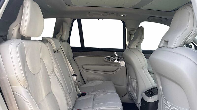Volvo XC90 Ultra, T8 AWD Plug-in hybrid, Electric/Petrol, Dark, 7 Seats