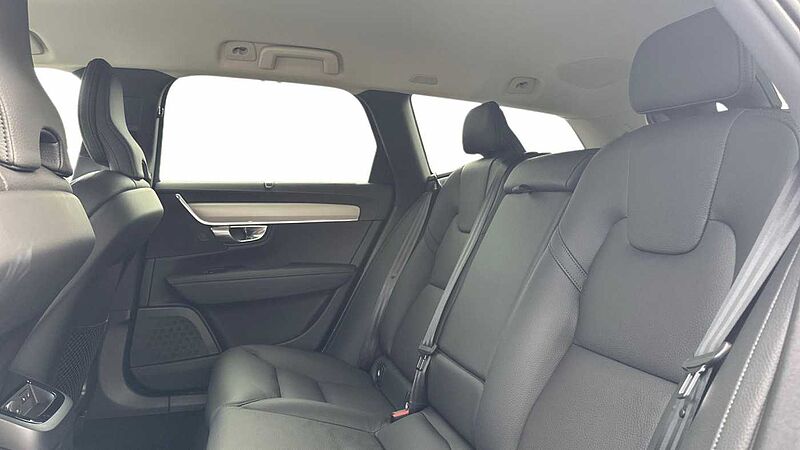 Volvo V90 Plus, T6 AWD Plug-in hybrid, Electric/Petrol, Dark