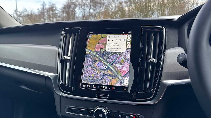 Volvo V90 Plus, T6 AWD Plug-in hybrid, Electric/Petrol, Dark