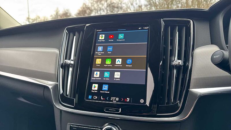 Volvo V90 Plus, T6 AWD Plug-in hybrid, Electric/Petrol, Dark